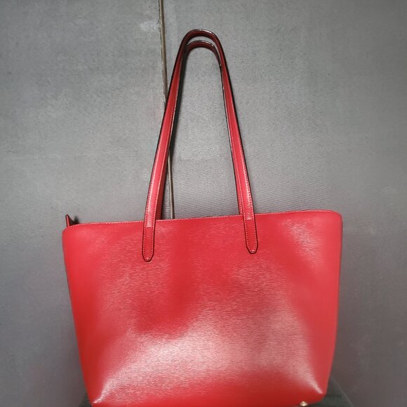 Red DKNY tote bag - Picture 7 of 7